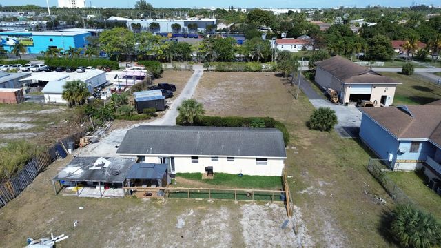 2 of 17 - 2920 Palmarita Road, West Palm Beach, FL
