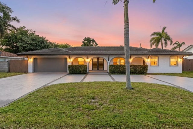 383 Denny Court, Boca Raton