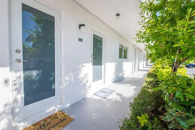 3 of 66 - 101 Ne 19th Avenue #126, Deerfield Beach, FL