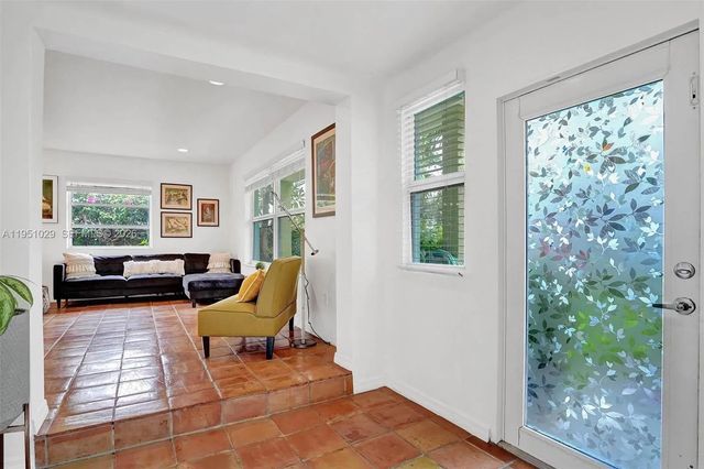 4 of 63 - 7525 W Treasure Drive, North Bay Village, FL