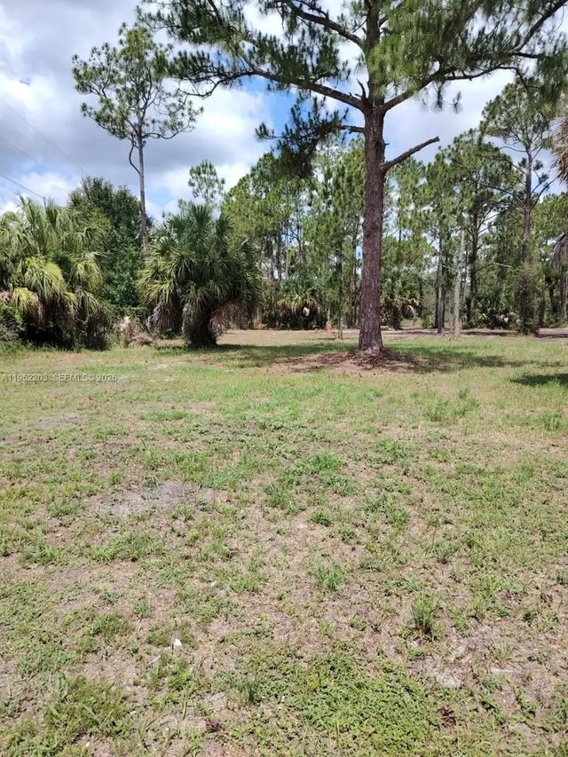 2 of 10 - 615 621 Hunting Club Avenue, Clewiston, FL
