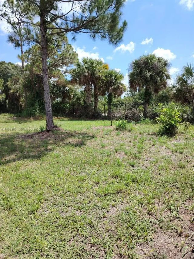 4 of 10 - 615 621 Hunting Club Avenue, Clewiston, FL
