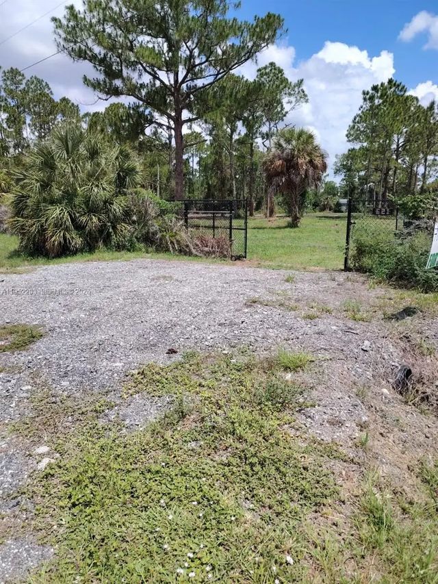 5 of 10 - 615 621 Hunting Club Avenue, Clewiston, FL