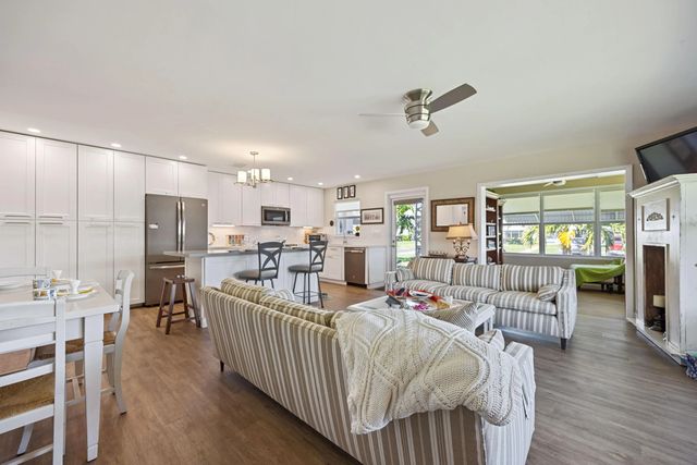4 of 20 - 200 South Boulevard #a, Boynton Beach, FL