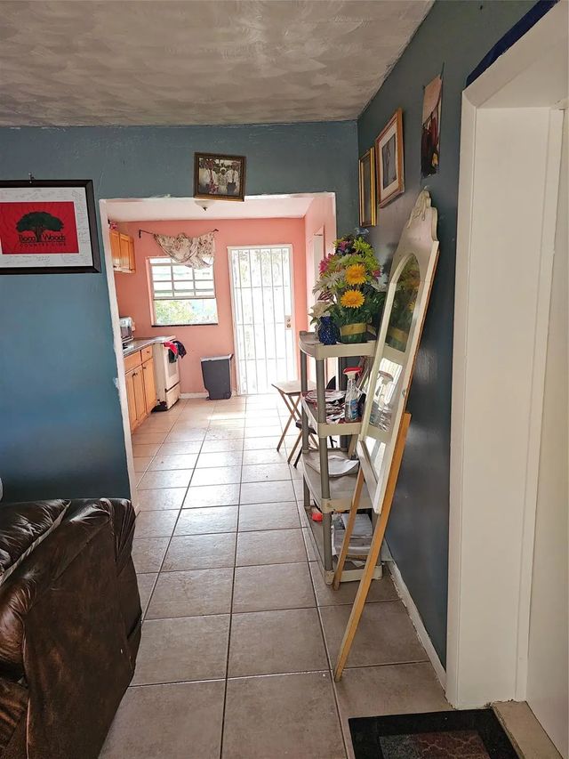 3 of 5 - 2510 Nw 6 Street, Pompano Beach, FL