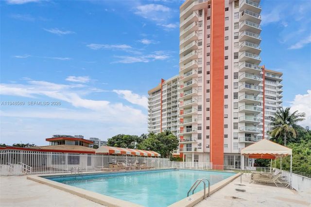 2 of 19 - 1301 Ne Miami Gardens Drive #501w, Miami, FL