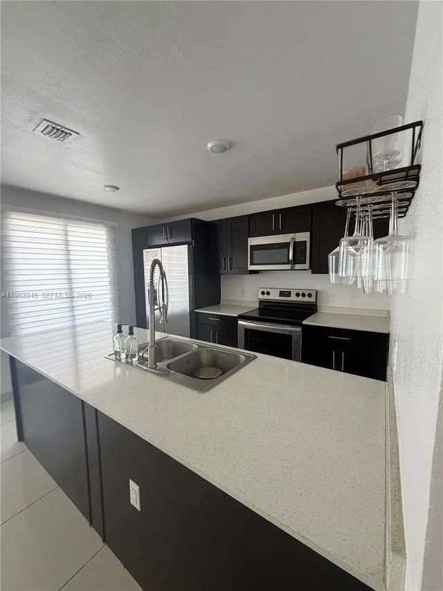 3 of 29 - 25912 Sw 139th Court, Homestead, FL