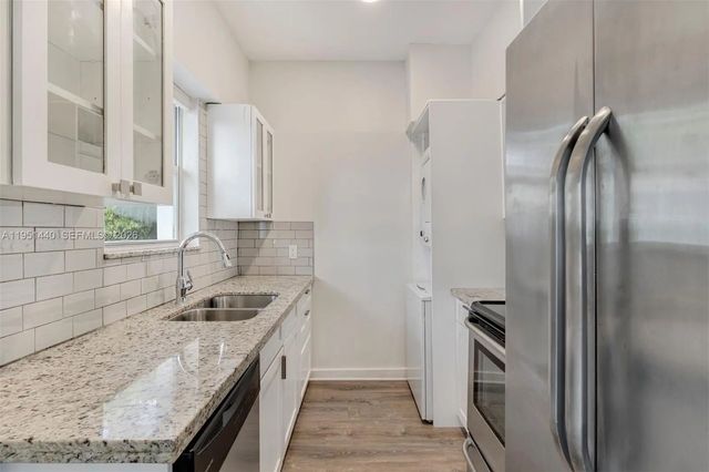 4 of 14 - 4017 N Meridian Avenue #4017, Miami Beach, FL