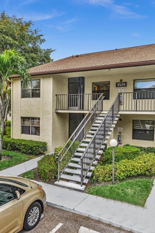 Photo of Listing #R11157628