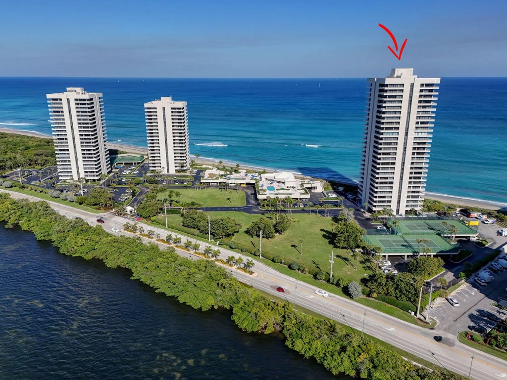 5510 N Ocean Drive #2d, Singer Island