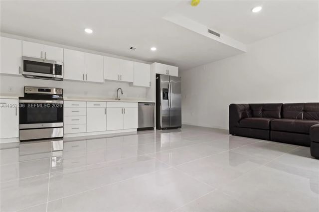 2 of 30 - 14571 Sw 261st Street, Homestead, FL