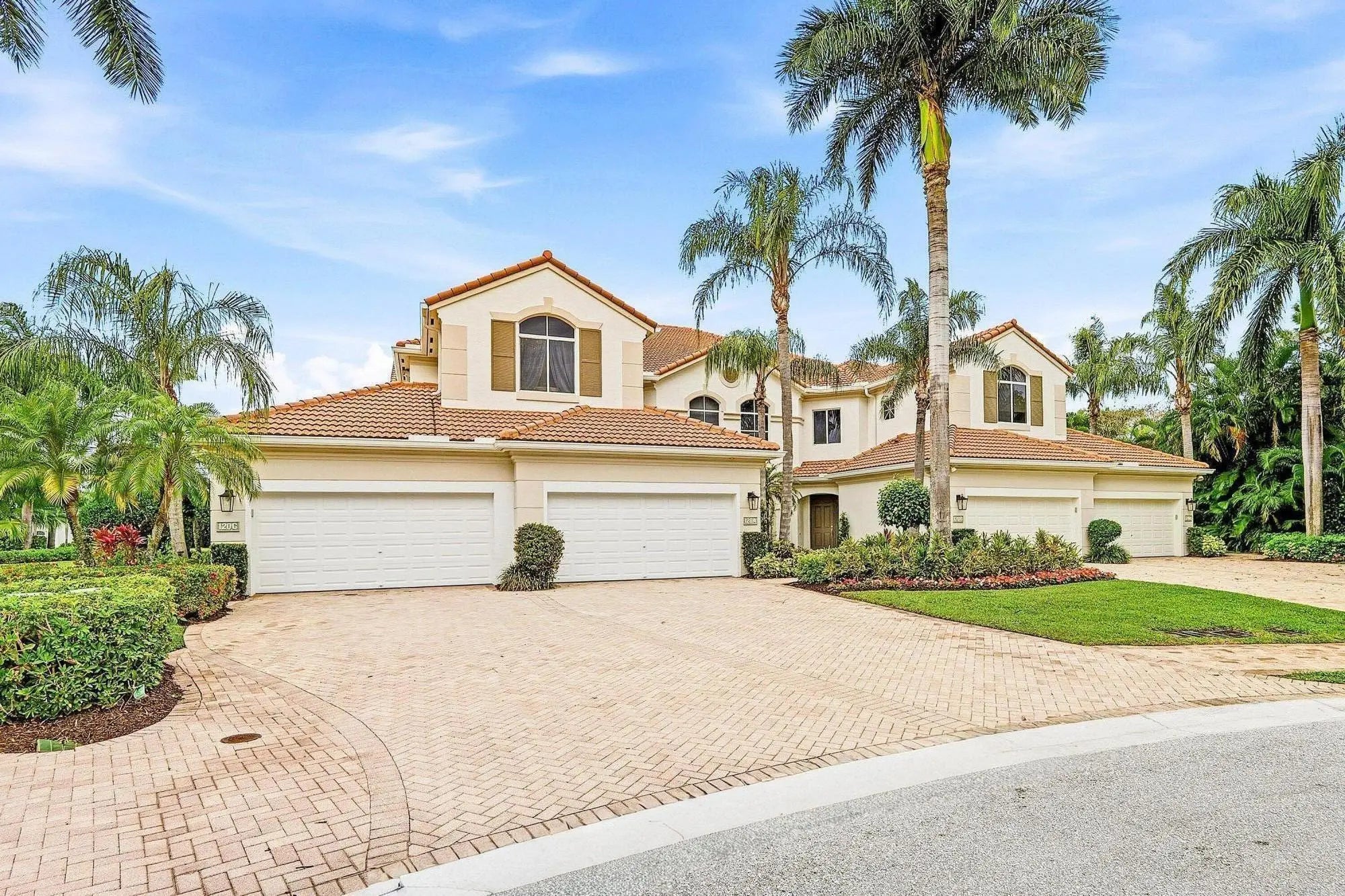 Homes for Sale in Palm Beach Gardens, FL