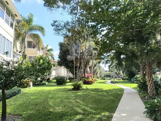 5100 Nw 35th Street #101, Lauderdale Lakes