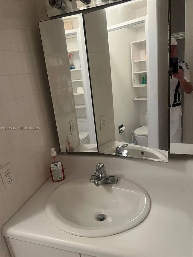 5 of 6 - 9801 Collins Avenue #cab6, Bal Harbour, FL