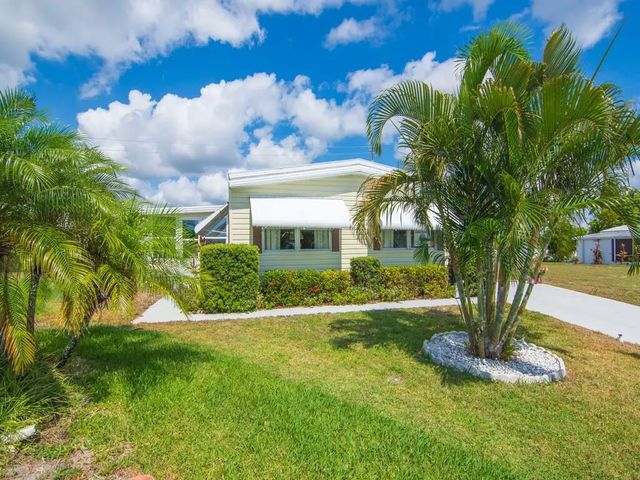 2 of 32 - 196 Ne Emerald Drive, Jensen Beach, FL