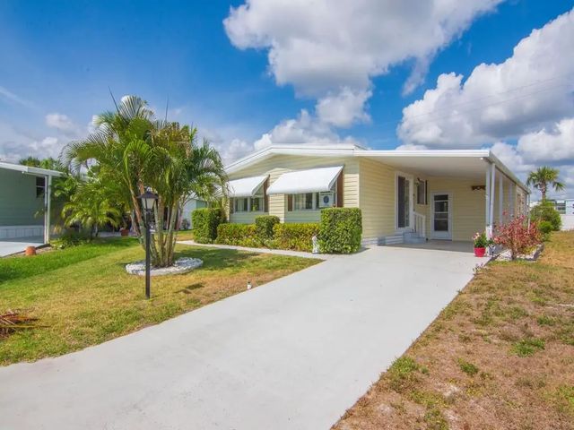 4 of 32 - 196 Ne Emerald Drive, Jensen Beach, FL