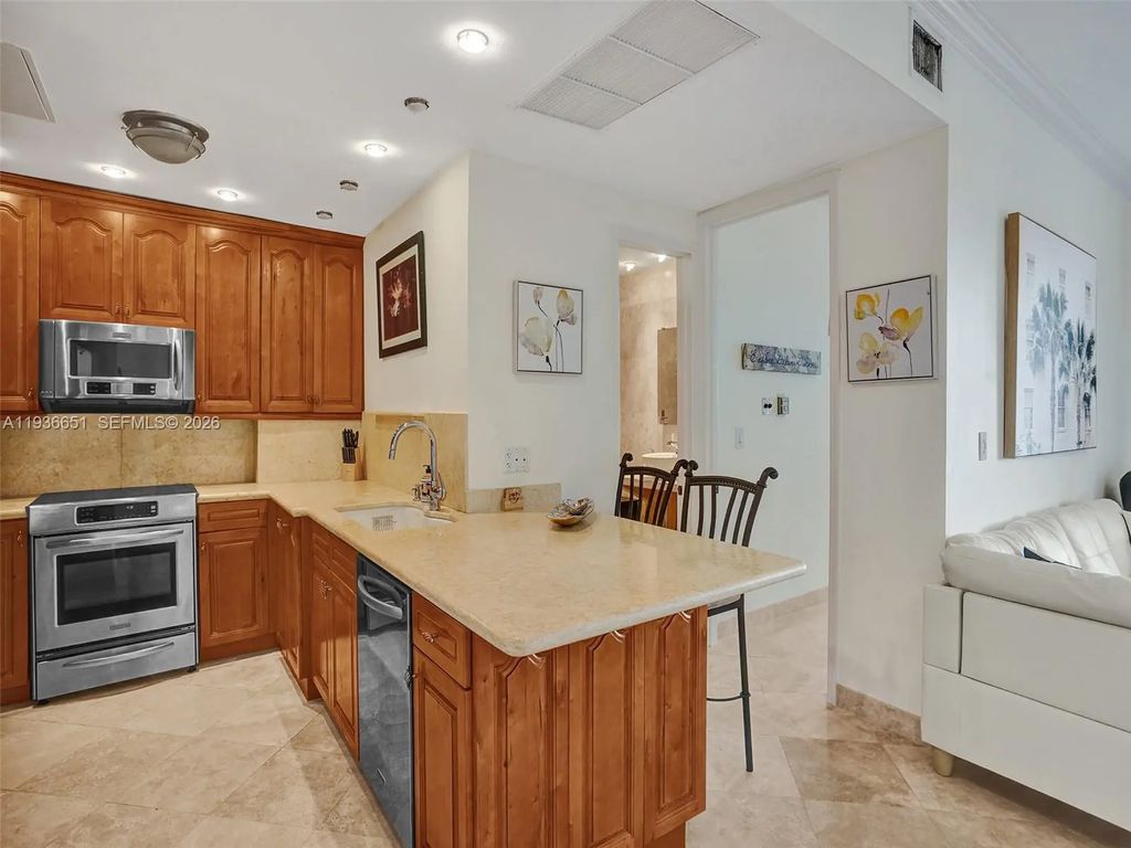 3180 S Ocean Drive #1709, Hallandale Beach