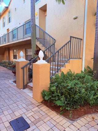 Photo of Listing #R11157746