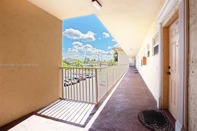 5 of 50 - 4151 Nw 41st Street #301, Lauderdale Lakes, FL