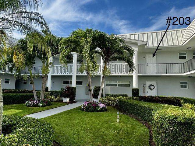 2 of 47 - 32 Colonial Club Drive #203, Boynton Beach, FL