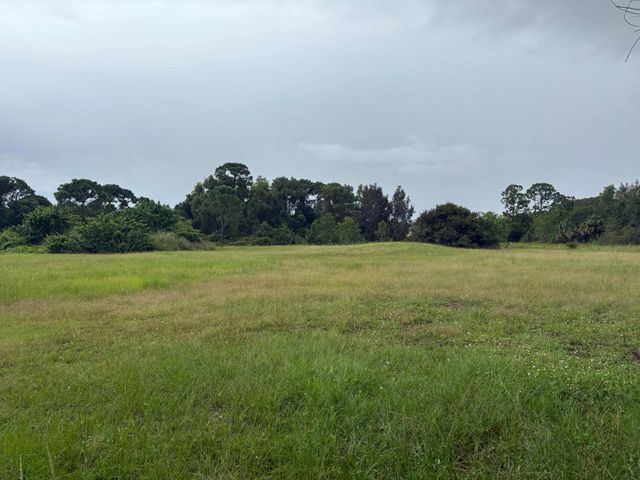 3 of 4 - 2520 Se Melaleuca Boulevard, Port St. Lucie, FL