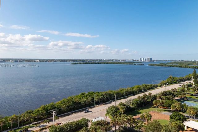 4 of 37 - 5380 N Ocean Drive #15g, Singer Island, FL