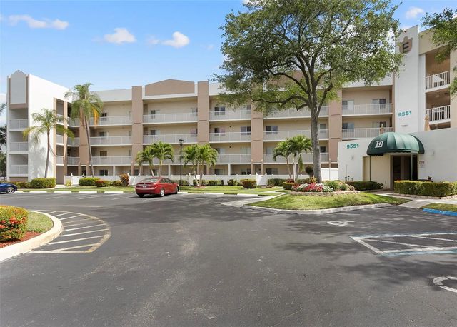 9551 Weldon Circle #404, Fort Lauderdale