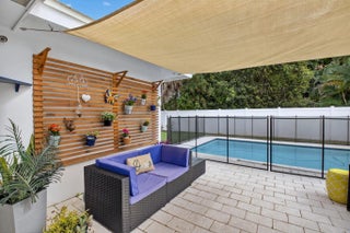 Photo of Listing #R11157819