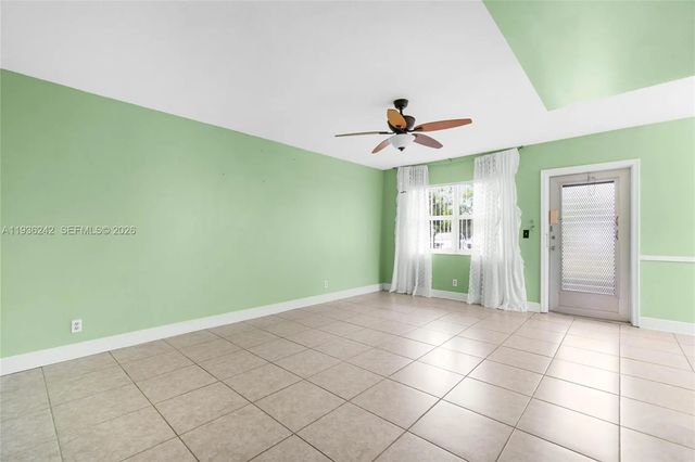 3 of 33 - 268 Coventry L #268, West Palm Beach, FL