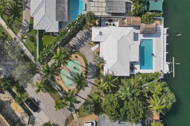 2 of 48 - 1995 N Hibiscus Drive, North Miami, FL