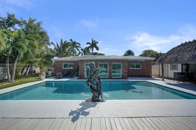 4 of 48 - 1995 N Hibiscus Drive, North Miami, FL