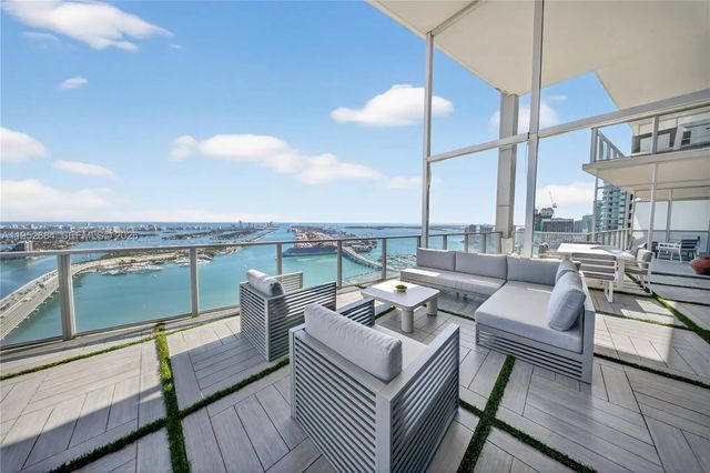 4 of 80 - 1100 Biscayne Boulevard #5306, Miami, FL