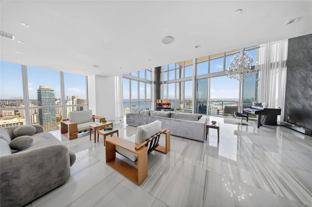 5 of 80 - 1100 Biscayne Boulevard #5306, Miami, FL