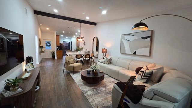 3 of 26 - 716 Sunny Pine Way D, Greenacres, FL