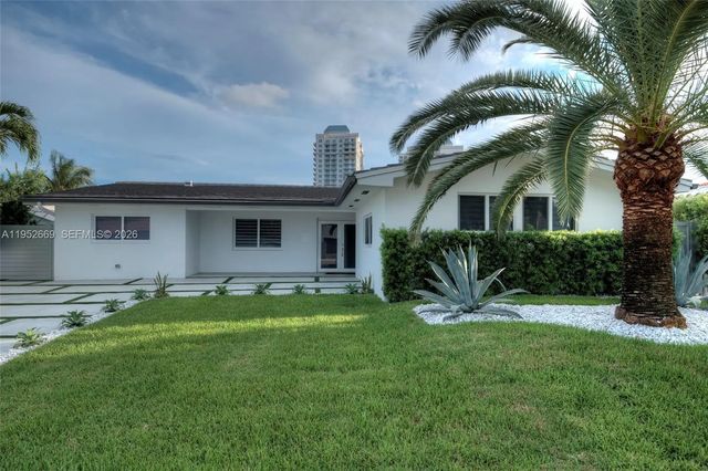 1250 Ne 82nd Street, Miami