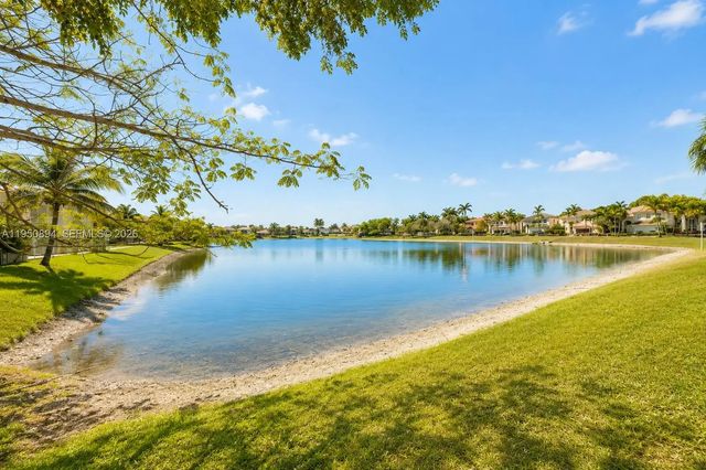 5 of 40 - 16062 Sw 43rd Terrace, Miami, FL