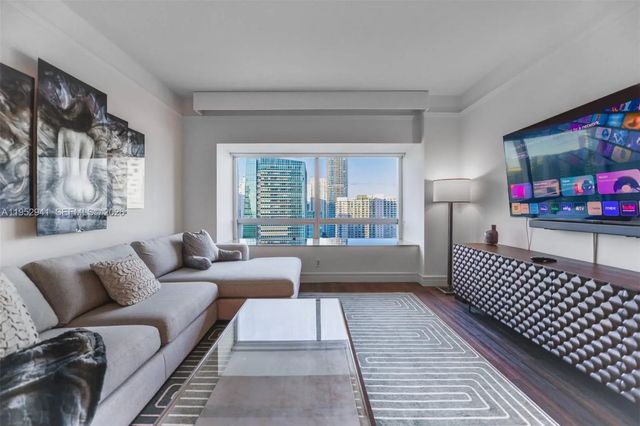3 of 38 - 1435 Brickell Avenue #3510, Miami, FL
