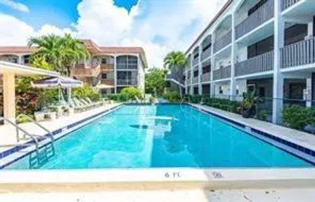 5 of 21 - 601 Pine Drive #207, Pompano Beach, FL