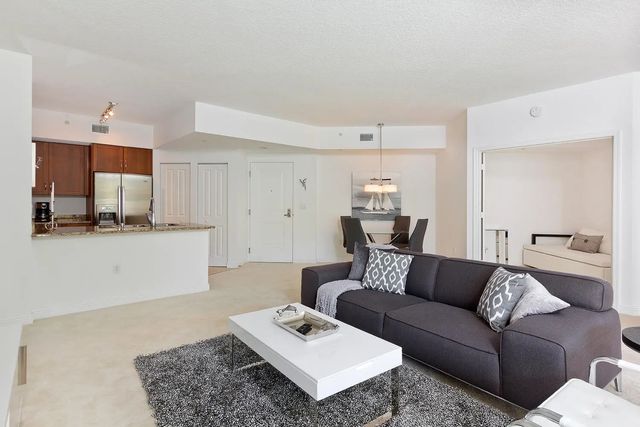 3 of 41 - 450 N Federal Highway #609, Boynton Beach, FL