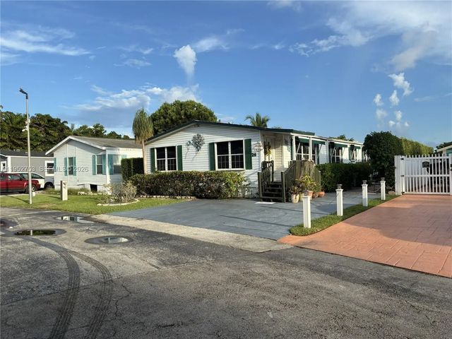 3 of 30 - 35250 Sw 177 Court #26, Homestead, FL