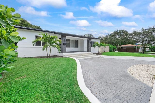 4 of 44 - 8801 N Miami Avenue, El Portal, FL