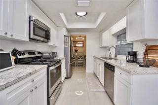 Photo of Listing #F10547960