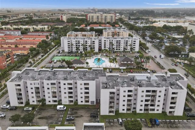 3 of 43 - 8145 Nw 7th Street #315, Miami, FL