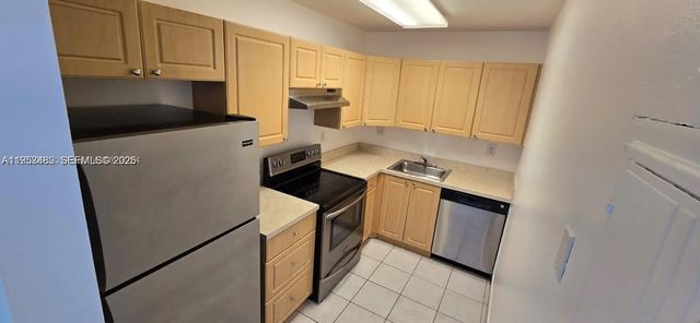 2 of 13 - 405 S Pine Island Road #202d, Plantation, FL