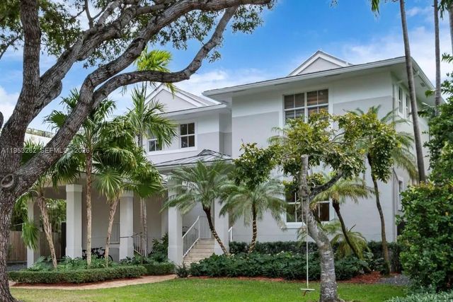 164 W Mashta Drive, Key Biscayne