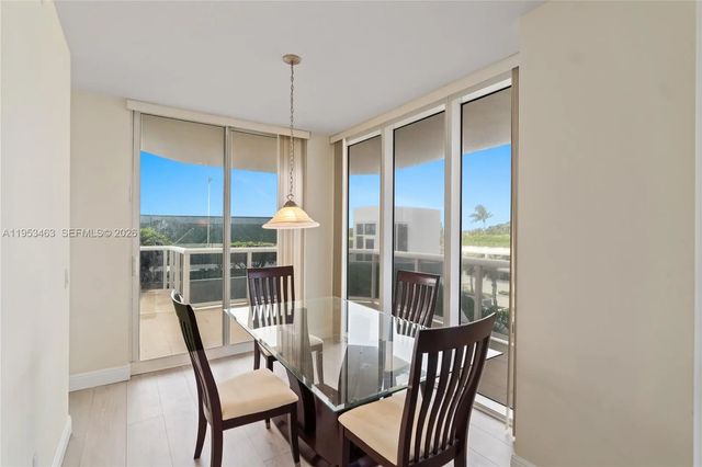 4 of 51 - 4775 Collins Avenue #507, Miami Beach, FL