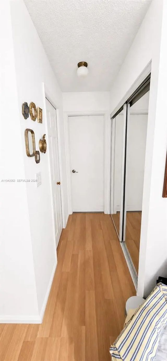 3 of 13 - 200 Lakeview Drive #212, Weston, FL