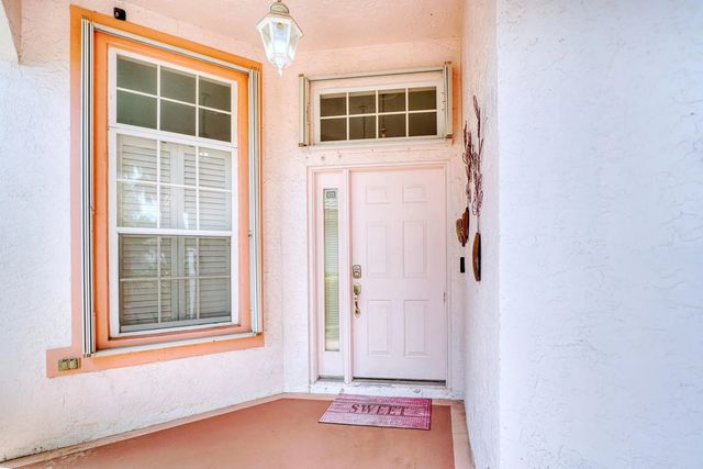 2 of 36 - 2824 Waters Edge Circle, Greenacres, FL
