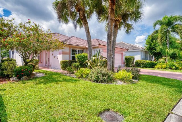 3 of 36 - 2824 Waters Edge Circle, Greenacres, FL