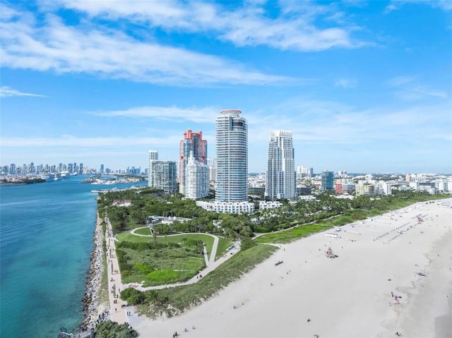 2 of 34 - 100 S Pointe Drive #510, Miami Beach, FL